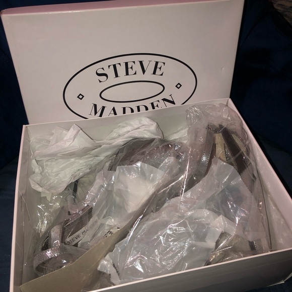 Like New - Steve Madden Tia Silver Satin Heels - Picture 10 of 10